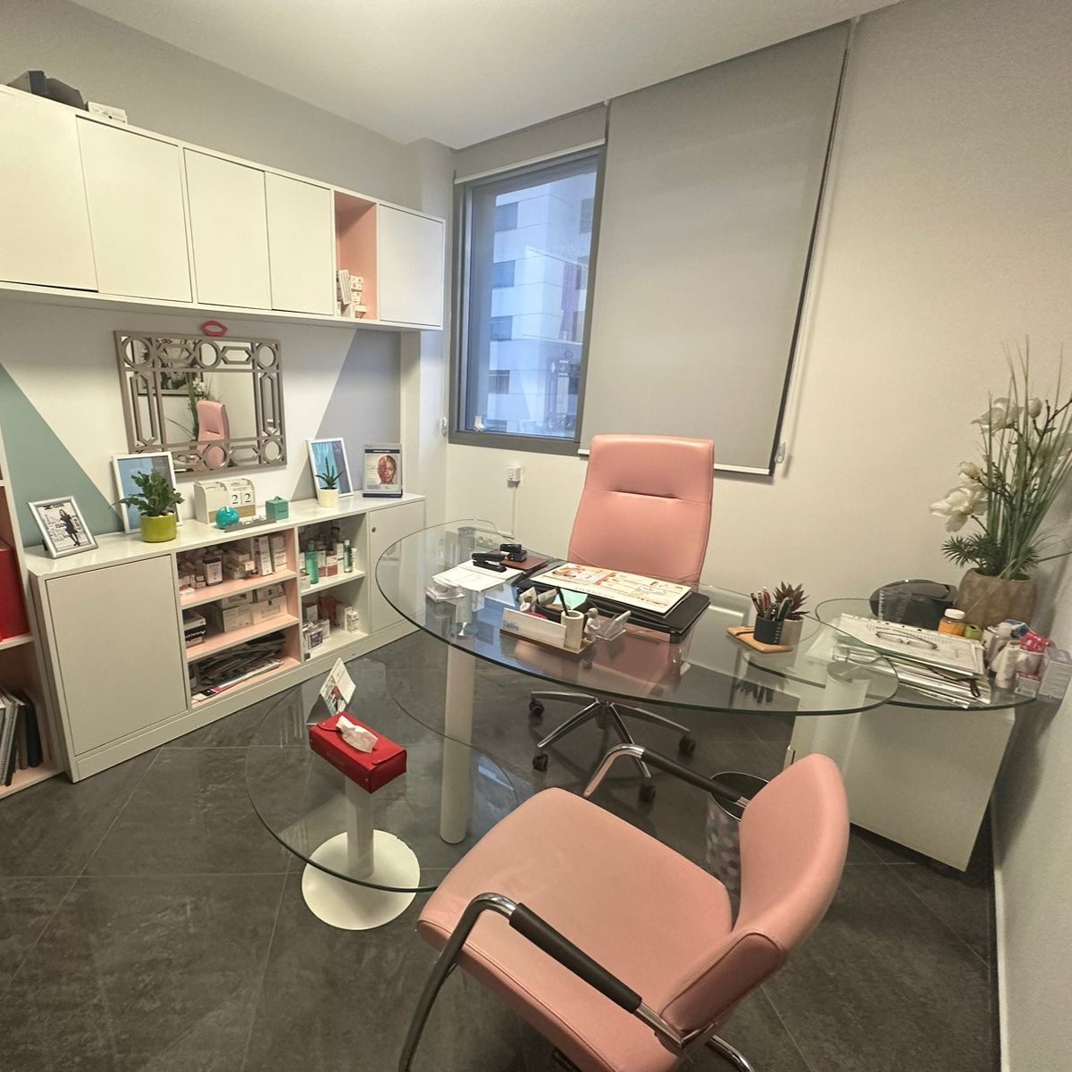 Bureau, cabinet Dr Hajlaoui