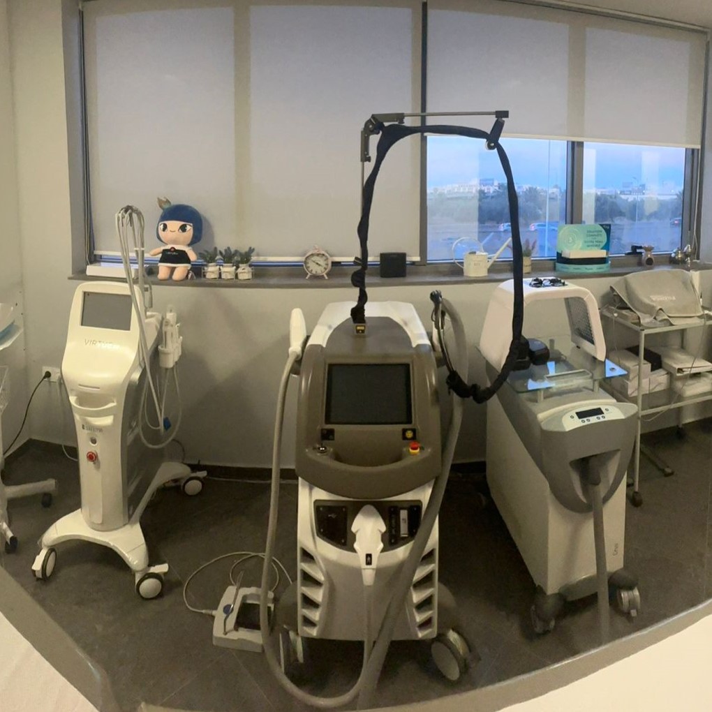 Machines de laser médical, cabinet Dr Hajlaoui